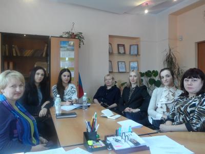 Нотариусы города Артема приняли участие в мониторинге работы местного отдела Росреестра